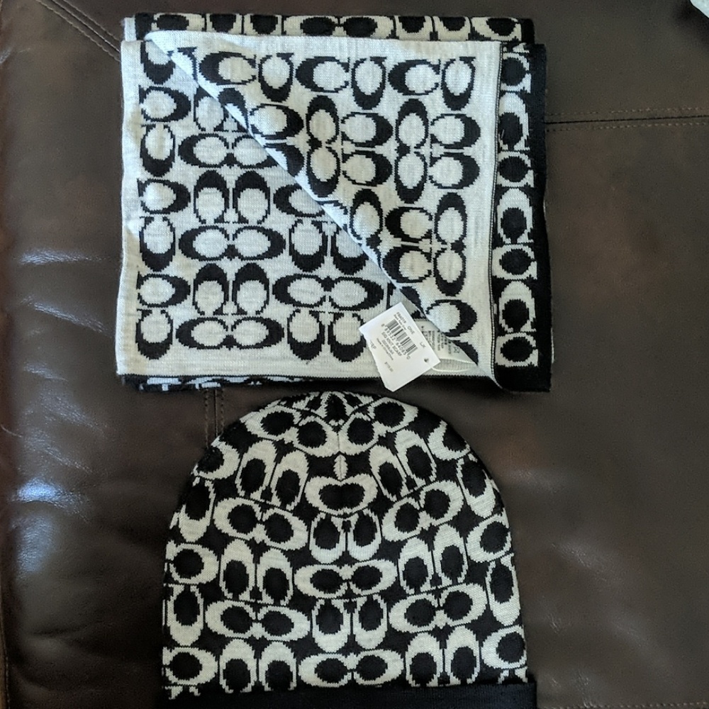 Coach hat & scarf